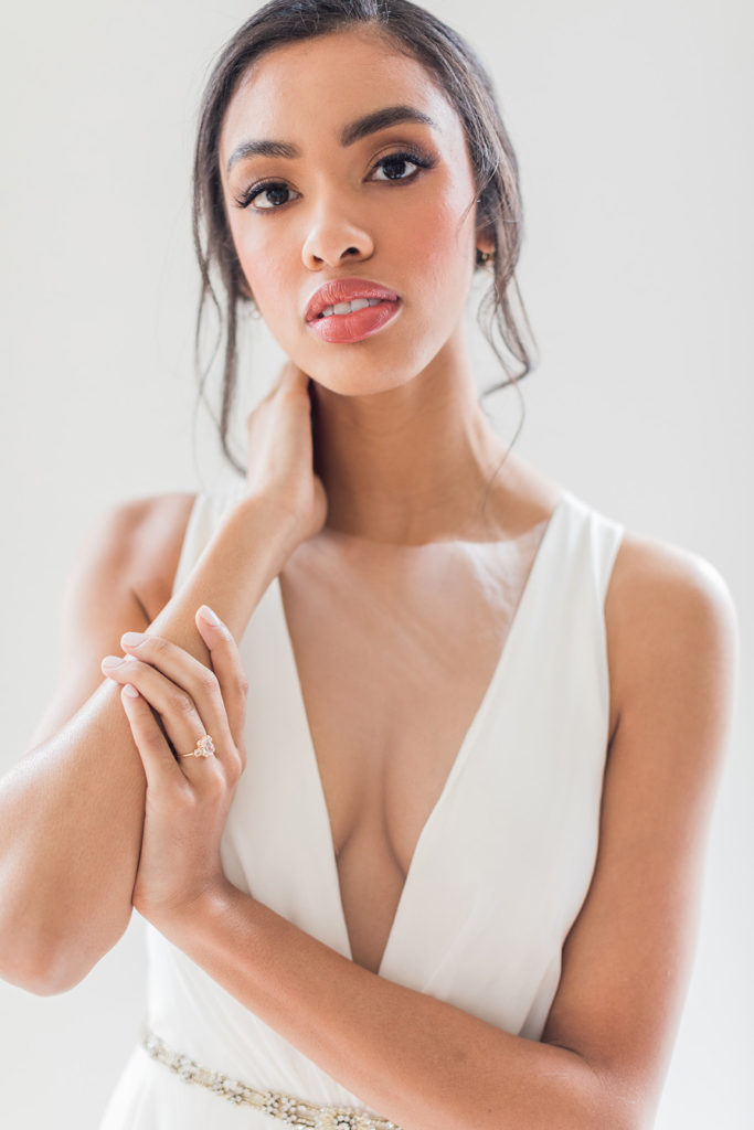 Bridal portraits wedding posing